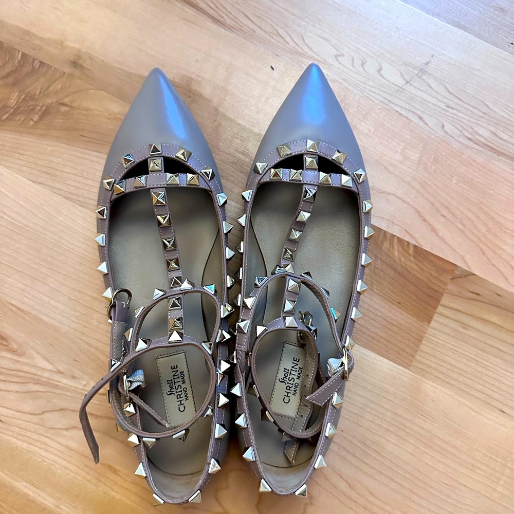 Rockstuds Flats